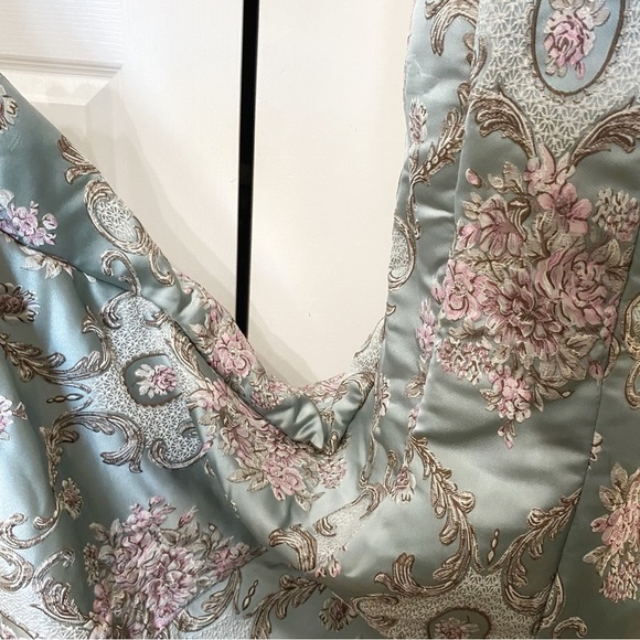 Alyce PARIS 2 PIECES FLORAL EMBROIDERED BROCADE HIGH RISE SKIRT HALTER TOP DRESS - Picture 8 of 10